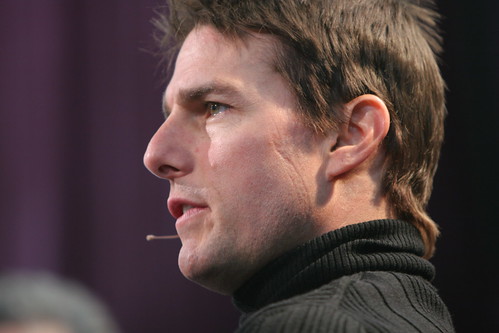 Tom Cruise de perfil