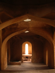 Arches makes light-work of tombs