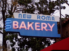 20051221 New Roma Bakery