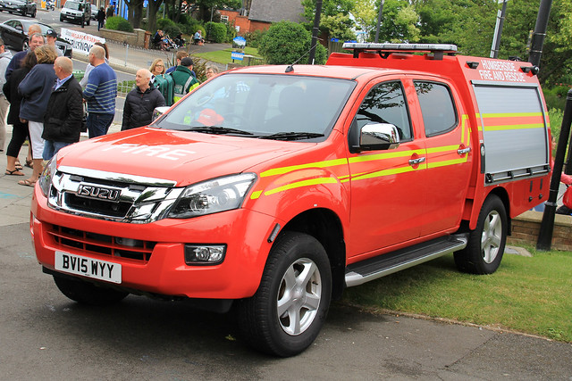 new rescue truck fire day weekend small sfu pickup vehicle and leds service fires brand cleethorpes forces grilles brigade response unit targeted armed isuzu 2015 lightbar trv dmax fendoffs hfrs humberisde bv15wyy