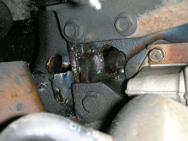 car truck engine f150 damage nikons1 needles