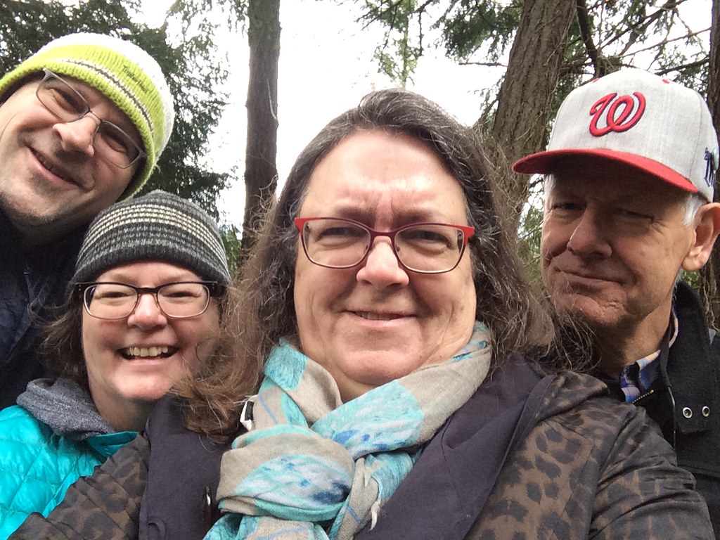 : Group Selfie near Snoqualmie Falls