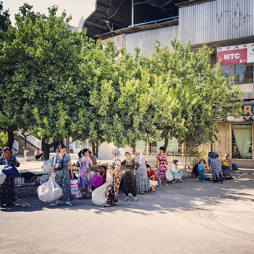     ...    ...          #Travel #Memories #Throwback #Tashkent #Uzbekistan     #Bazar #Market #Peoples #Tree ©  Jude Lee
