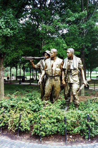 Vietnam Memorial Statue of Soliders -- from Flickr