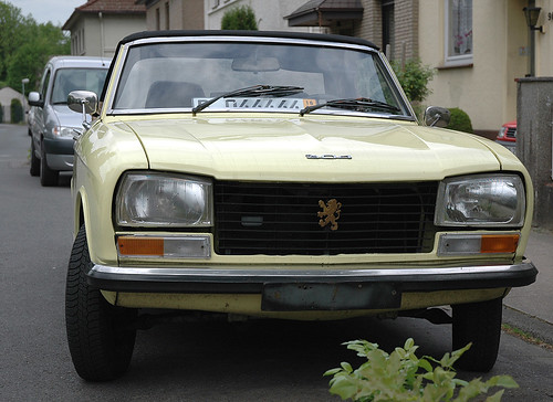 Peugeot 304 cabrio front by powerbookblog