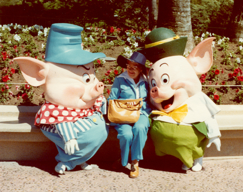 Three Pigs ~ Disneyland 1978