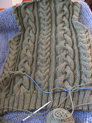 VK cable sweater back