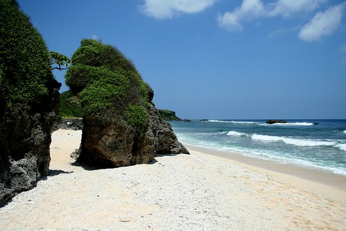 the Nakabuang beach in Sabtang