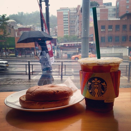        ...        ...   ! #Rainy #Day #Starbucks #Morning #Coffee ©  Jude Lee