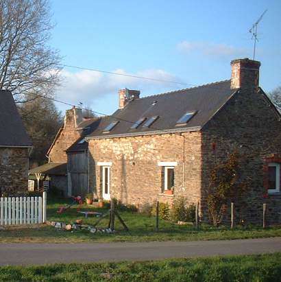 The West side of our Brittany Holiday Home - sans patio
