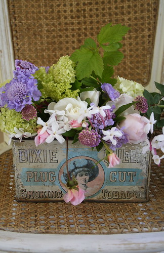 vintage advertising and flowers 
