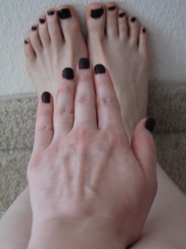Black painting toes and finger nails underground design