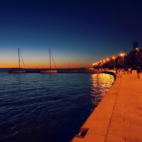 8      2013   #Travel #Memories #Throwback #2013 #Autumn #Split #Croatia   #Old #Town #Night #Street #View #Boat #Light #Sunset #Glow #Sea ©  Jude Lee