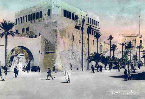 صور قديمه لمدينة طرابلس الغرب 131986696_e66caef000
