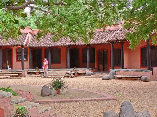 Auroville 003