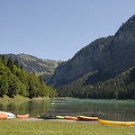 canoes-lake-montriond