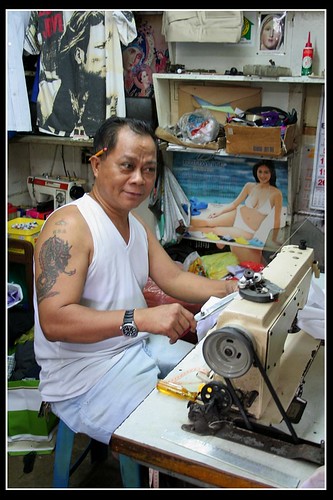  Manila tailor shop  Buhay Pinoy Philippines Filipino Pilipino  people pictures photos life Philippinen      