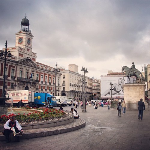 2012     #Travel #Memories #Throwback #2012 #Autumn #Madrid #Spain ... ... #Square #Plaza #Peoples ©  Jude Lee
