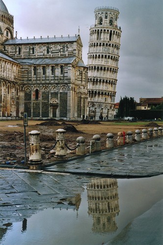 フリー写真素材|建築・建造物|塔・タワー|ピサの斜塔|世界遺産|イタリア|