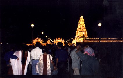 mysore-palace at night