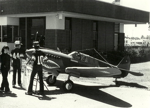 Warbird picture - P-40 warhawk Watsonville,Calif  2