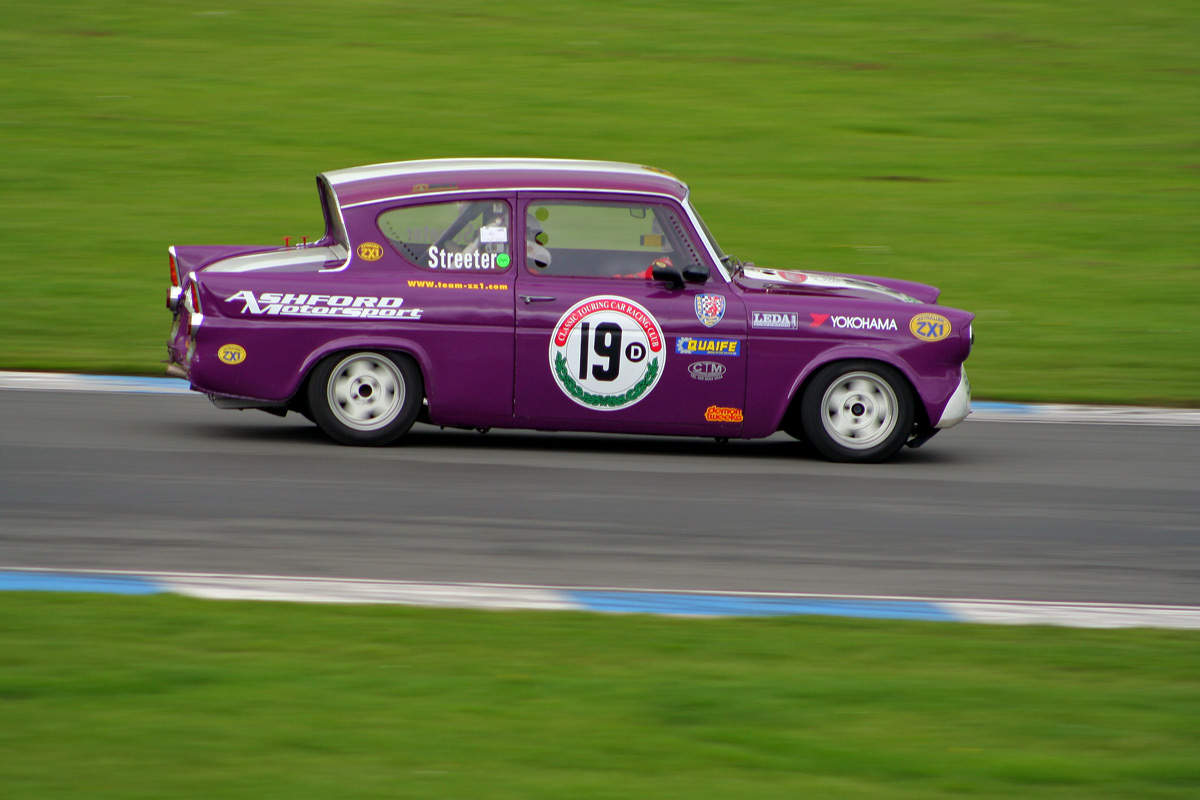 Free Wallpapers Ford Anglia