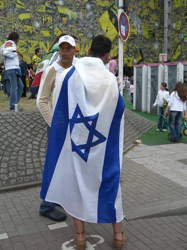 Fans mit Israelfahne während der wm 2006