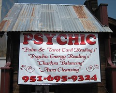 Psychic Reader´s Building Sign
