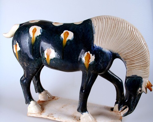 Tang tri color glazed pottery horse classic