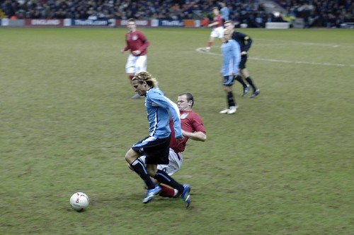 rooney_tackle
