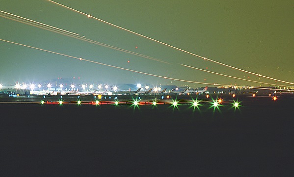 I026台北松山機場夜景