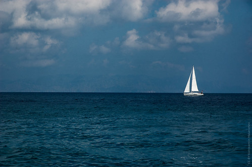Yacht in Aegean Sea ©  Konstantin Malanchev
