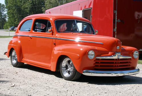 1948 Ford Kustom As this car owner was leaving the carshow he stopped for