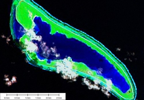 Nikumaroro Atoll - Landsat Image S-01-00_200  (1-25,000)
