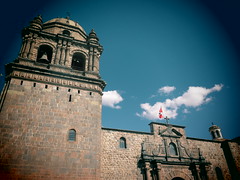 Cusco <a style="margin-left:10px; font-size:0.8em;" href="http://www.flickr.com/photos/83080376@N03/21601488615/" target="_blank">@flickr</a>