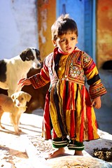 little boy in jaisalmer