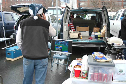 Green Your Tailgate Party-Eco-friendly Super Bowl Tips