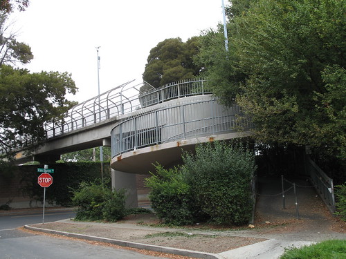 Menlo Park pedestrian overpass
