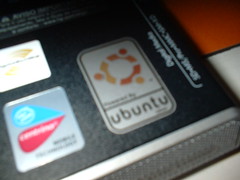 Powered by Ubuntu Linux (Sticker)