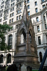 Trinity Church - Memorial for Unknown Revolutionary War Heroes by wallyg, on Flickr
