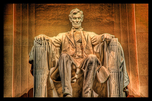 Lincoln Memorial. Photo by StuckInCustoms.
