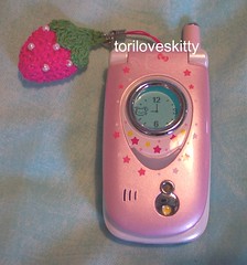 Hello Kitty Phone (Front) by toriloveskitty