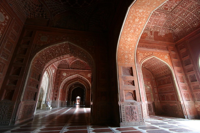 Mosque ceiling - Taj