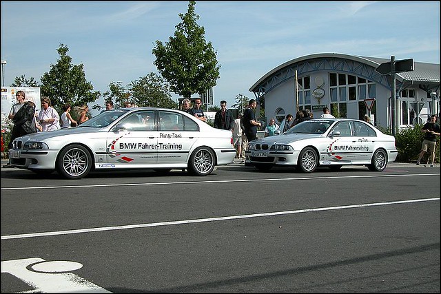 E39 Ring Taxis 2003