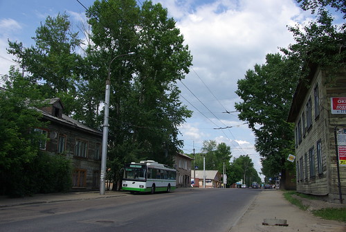 Irkutsk trolleybus VMZ-5298.00 290, stay for dinner in middle of line ©  trolleway