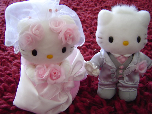 Hello Kitty Wedding Topper. hello kitty wedding by katbaro