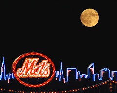 Mets Moon