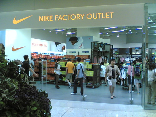 nike boutique in malaysia