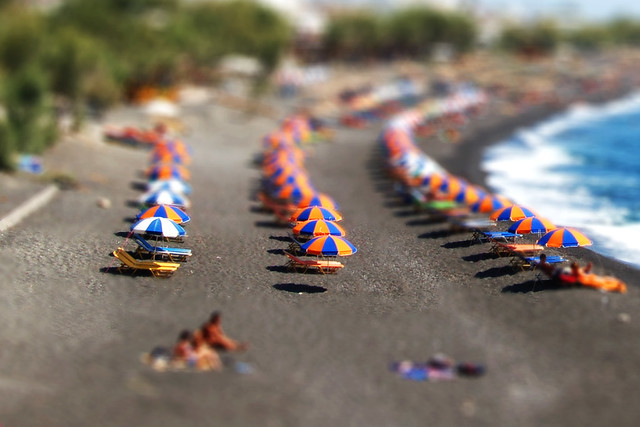 Kamari Beach, In miniature