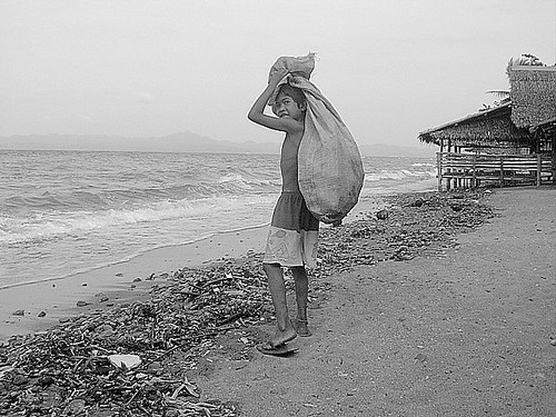  Pinoy Filipino Pilipino Buhay  people pictures photos life Philippinen  菲律宾  菲律賓  필리핀(공화국) Philippines recycler recycling boy trash cebu  